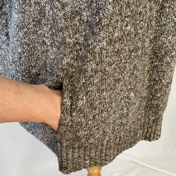 Revolution Grey Sweater Sleeveless Turtleneck Women's Size XL - Picture 9 of 11